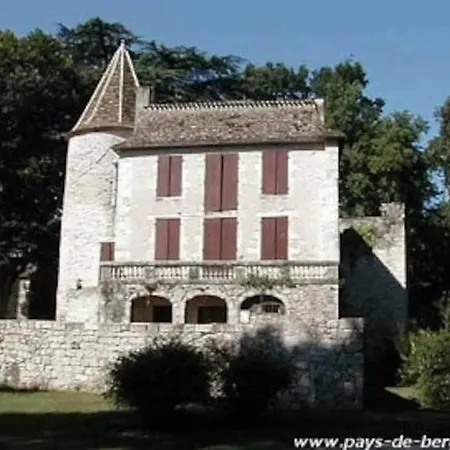 Avec Piscine Partagee A Eymet